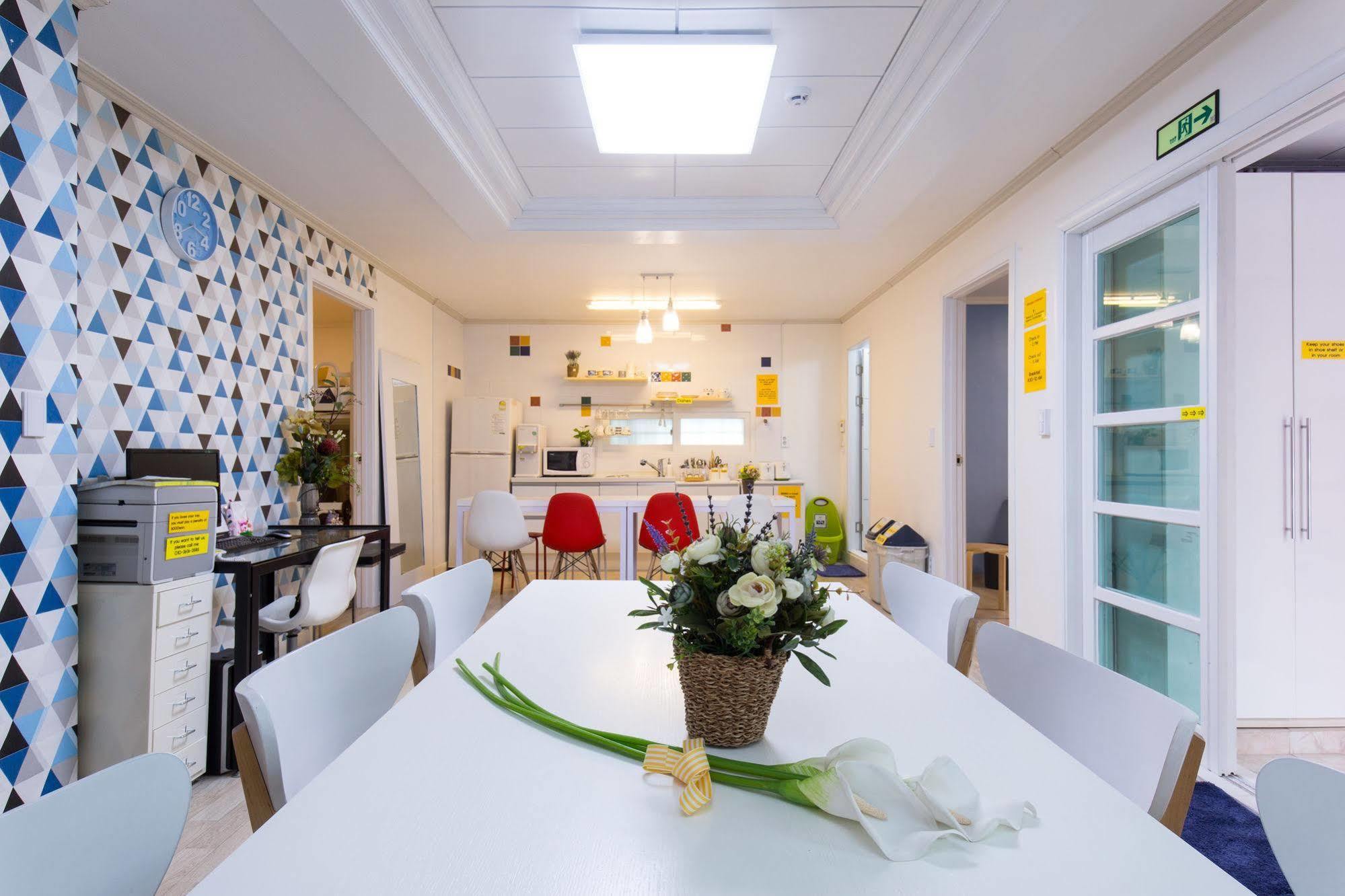 Stay Now Hongdae Сеул Экстерьер фото