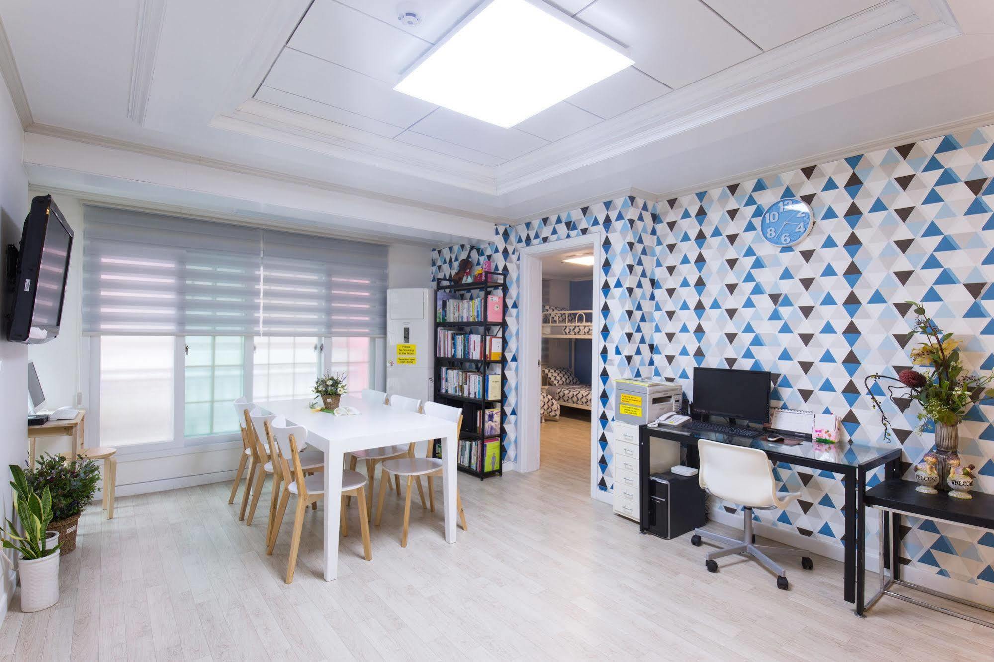 Stay Now Hongdae Сеул Экстерьер фото
